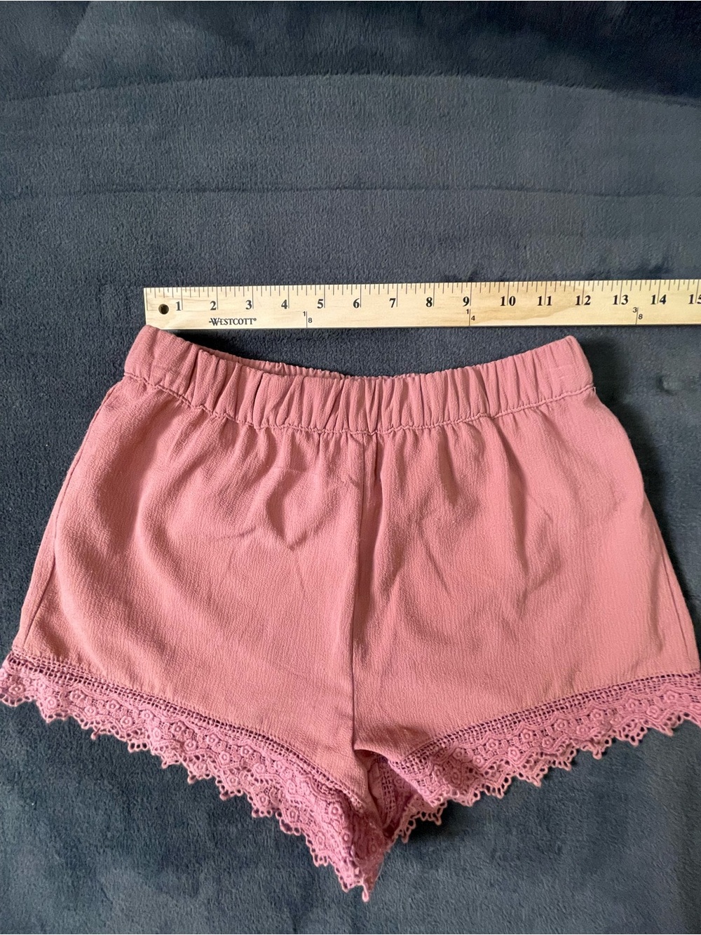 Soft Pink Lace-Trim Women’s Shorts Size XS